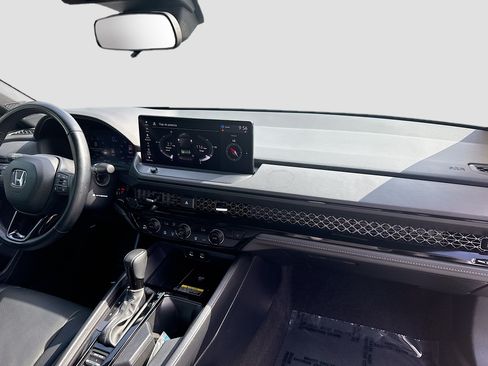 Certified 2025 Honda Accord Sport image 32