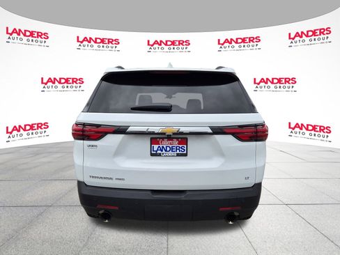 Used 2022 Chevrolet Traverse LT image 4