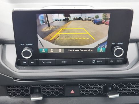 Certified 2025 Honda Accord SE image 17