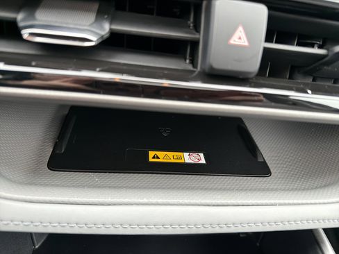 Used 2024 Toyota Highlander XLE image 20