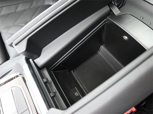 New 2026 BMW X5 sDrive40i image 9