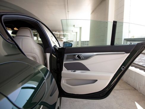 Used 2025 BMW 840i w/ M Sport Professional Package image 27