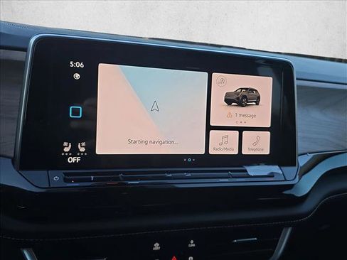 Used 2026 Volkswagen Atlas SE image 14