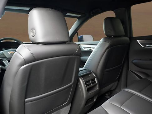 New 2026 Cadillac XT5 Luxury w/ LPO, Floor Liner Package image 22
