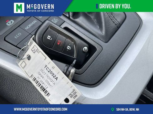 Used 2023 Toyota RAV4 LE AWD/4WD image 37