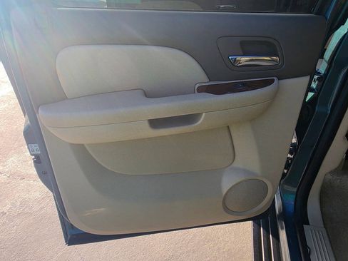 Used 2012 Chevrolet Avalanche LT w/ Texas Edition RWD image 24