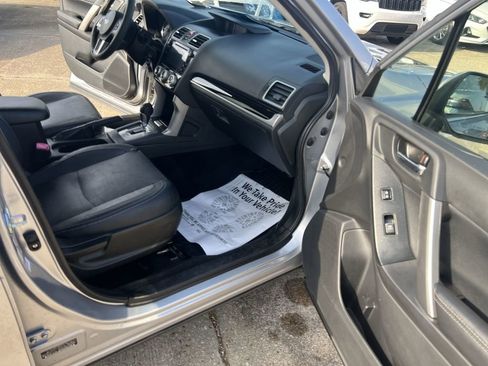 Used 2017 Subaru Forester 2.5i Limited w/ Popular Package #2 image 23
