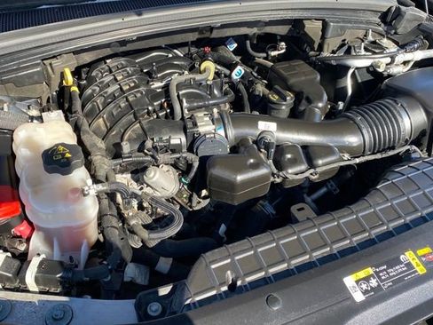 Used 2023 Jeep Grand Cherokee Limited image 22