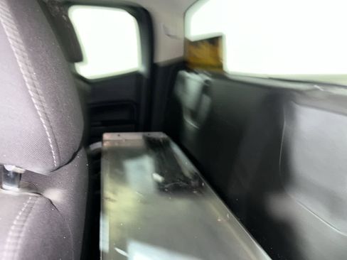 Used 2022 Chevrolet Colorado LT w/ Fleet Safety Package image 26