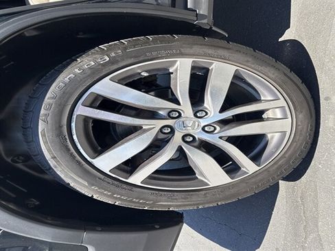 Used 2016 Honda Pilot Touring image 15