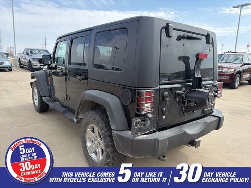 Used 2010 Jeep Wrangler Unlimited Islander image 5