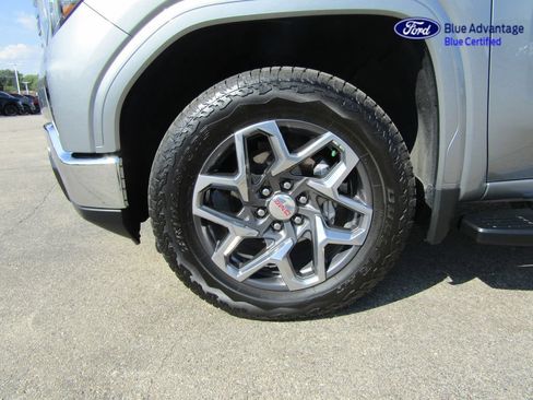 Used 2026 GMC Sierra 1500 SLT w/ SLT Premium Plus Package AWD/4WD image 39
