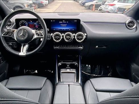 Used 2026 Mercedes-Benz GLA 250 4MATIC image 12
