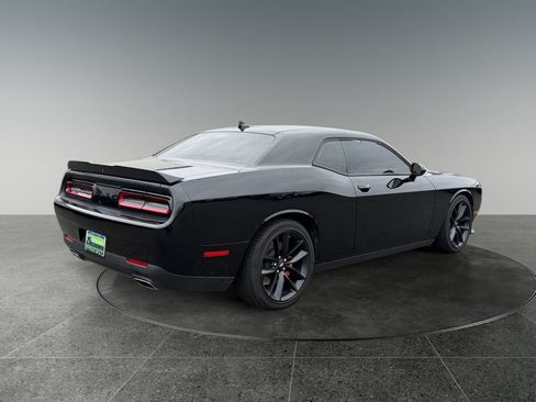 Used 2023 Dodge Challenger GT w/ Plus Package RWD image 9