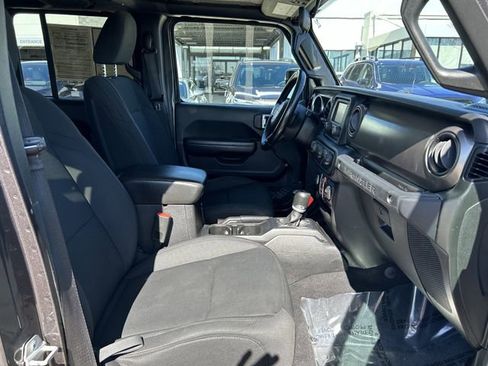 Used 2020 Jeep Wrangler Unlimited Sport S AWD/4WD image 23
