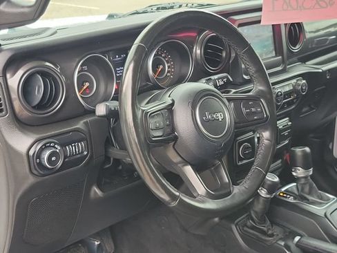 Used 2022 Jeep Wrangler Unlimited Sport AWD/4WD image 7