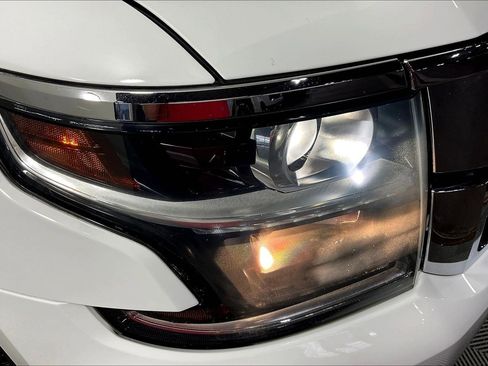 Used 2019 Chevrolet Tahoe Premier image 32