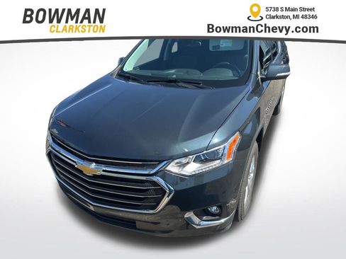 Used 2021 Chevrolet Traverse LT w/ LPO, Floor Liner Package AWD/4WD image 1