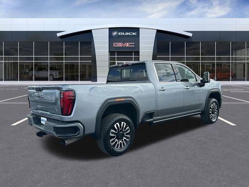 Used 2025 GMC Sierra 2500 Denali Ultimate AWD/4WD image 6