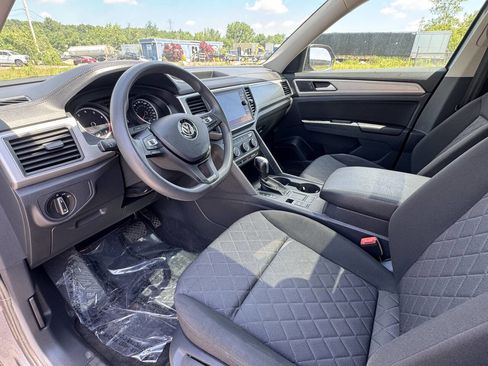 Used 2018 Volkswagen Atlas Launch Edition image 12
