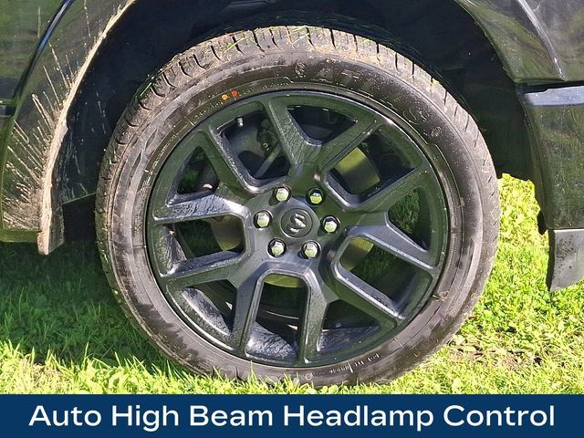 Used 2021 RAM 1500 Laramie AWD/4WD image 29
