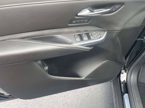 Certified 2024 Cadillac XT4 Premium Luxury FWD image 19