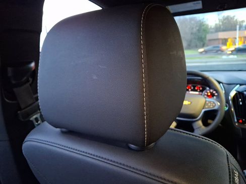 Certified 2023 Chevrolet Traverse LT image 13