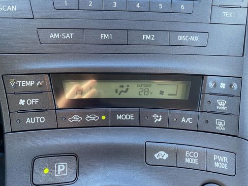 Used 2011 Toyota Prius Two image 25