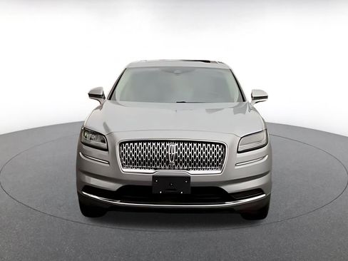 Used 2023 Lincoln Nautilus Reserve w/ Equipment Group 201A image 8