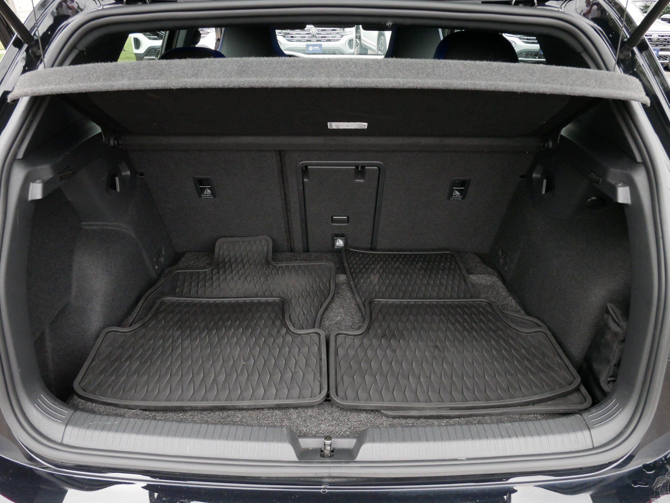Certified 2022 Volkswagen Golf R AWD/4WD image 18