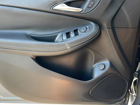 Used 2021 Buick Encore GX Select w/ Sport Touring Package image 26