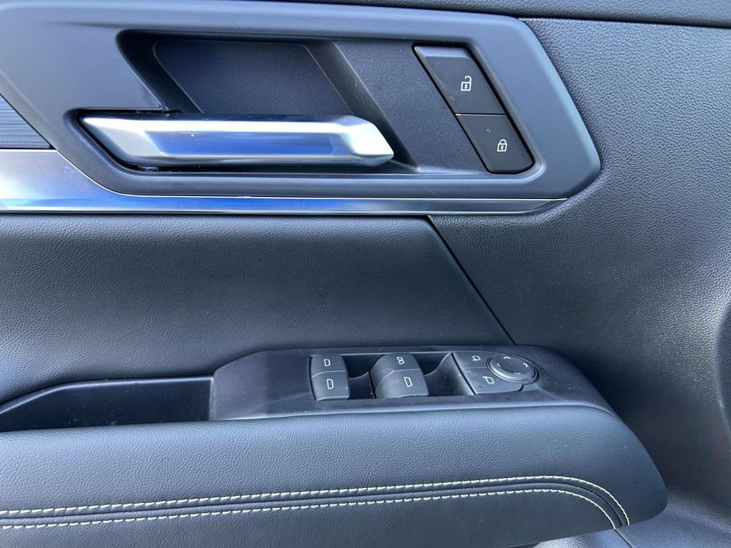New 2027 GMC Terrain Elevation FWD image 15