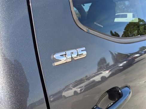 Used 2016 Toyota Tacoma SR5 image 13