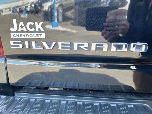 Used 2020 Chevrolet Silverado 2500 LTZ w/ LTZ Premium Package image 7