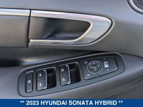 Used 2023 Hyundai Sonata Blue image 11