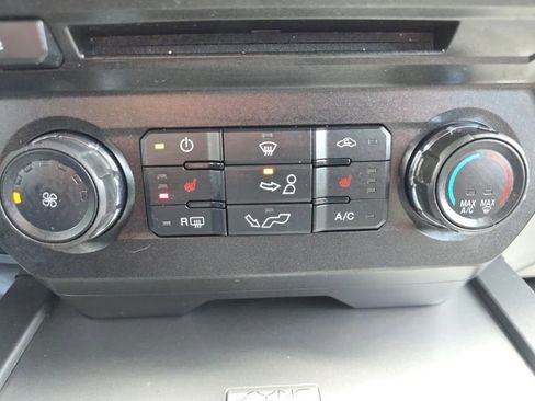 Used 2018 Ford F150 XLT w/ Equipment Group 302A Luxury image 27