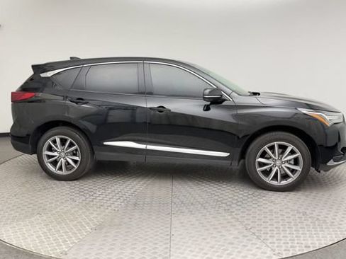 Used 2024 Acura RDX SH-AWD w/ Technology Package image 9