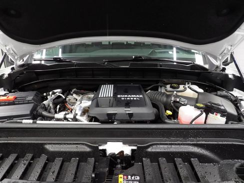 Used 2025 GMC Sierra 1500 AT4 w/ Technology Package AWD/4WD image 36