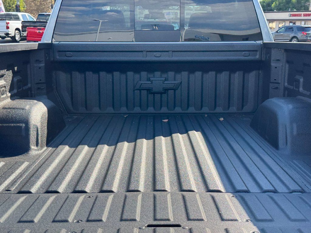 New 2026 Chevrolet Silverado 1500 LT Trail Boss w/ LT Trail Boss Premium Package AWD/4WD image 14