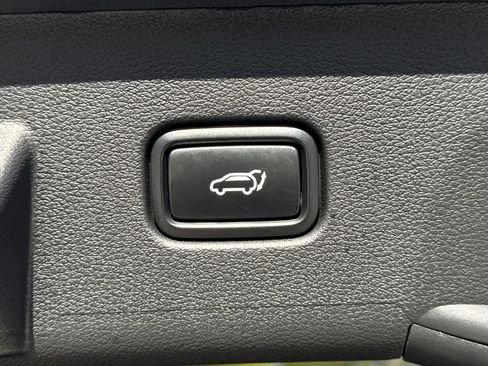 Used 2024 Kia Sportage SX Prestige image 19