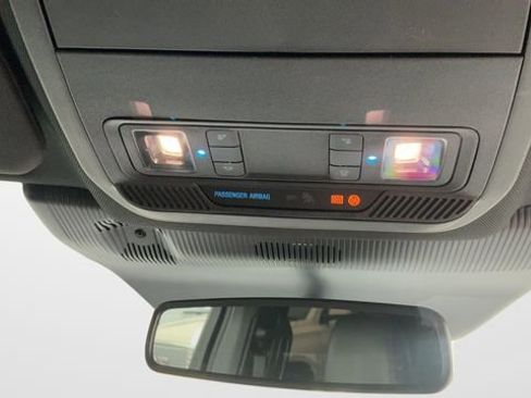Used 2025 Ford Explorer ST-Line w/ Premium Package RWD image 18
