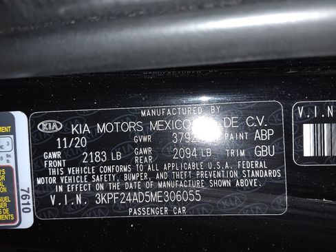 Used 2021 Kia Forte LXS image 33