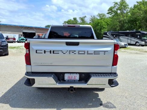 Used 2022 Chevrolet Silverado 1500 LT w/ Protection Package AWD/4WD image 8