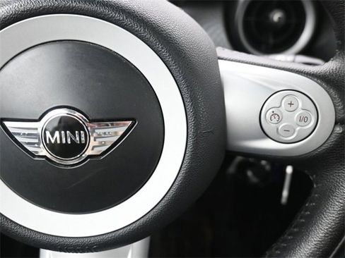 Used 2010 MINI Cooper S image 26