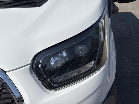 New 2026 Ford Transit 250 148 Medium Roof RWD image 10
