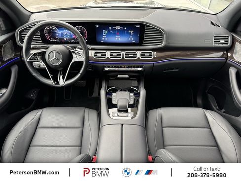 Used 2025 Mercedes-Benz GLS 450 4MATIC image 13