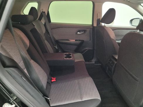 Used 2023 Nissan Rogue SV FWD image 19