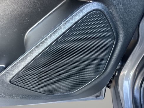 Used 2023 Ford Explorer Platinum w/ Technology Package image 21