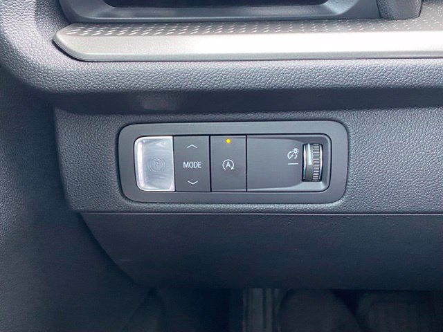 Used 2026 Chevrolet Traverse LT w/ LPO, Floor Liner Package FWD image 20