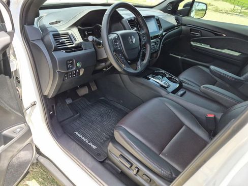 Used 2023 Honda Ridgeline Black Edition image 13